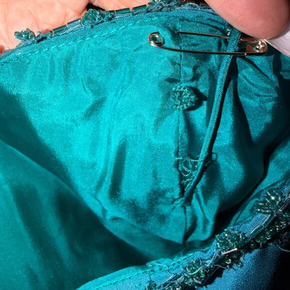 Andreas Fashions Teal Beaded Evening Gown With Sheer Capelet Size M New - Picture 7 of 7
